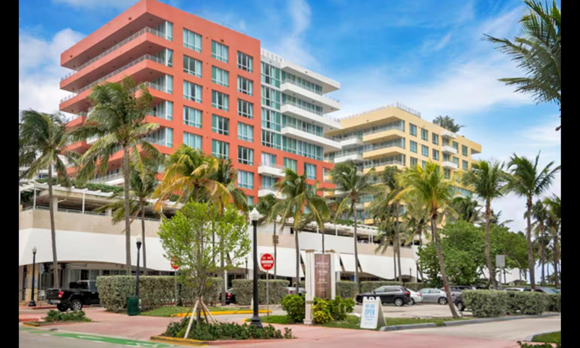Beachfront Bentley Hotel One Bedroom Suite With Balcony And Beach Access 마이애미 비치 외부 사진