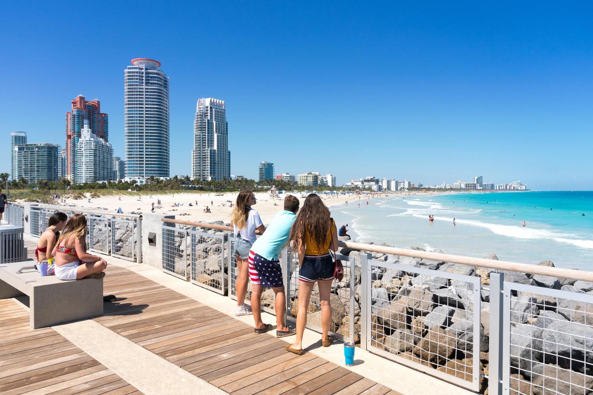 Beachfront Bentley Hotel One Bedroom Suite With Balcony And Beach Access 마이애미 비치 외부 사진
