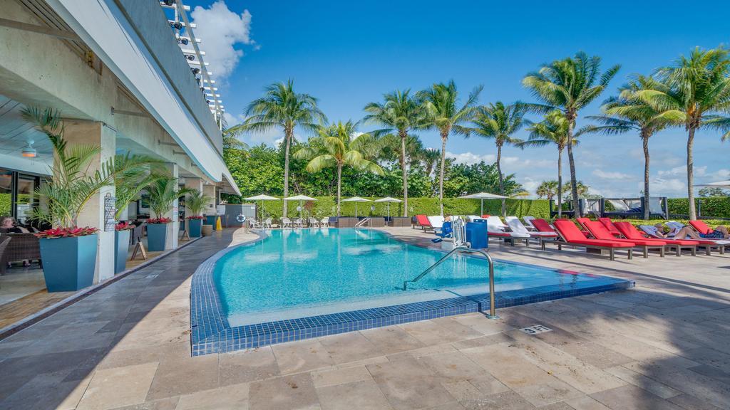 Beachfront Bentley Hotel One Bedroom Suite With Balcony And Beach Access 마이애미 비치 외부 사진